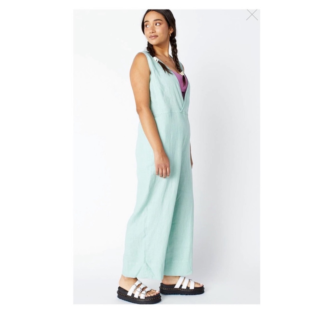 New! Back Beat Co. “Brooklyn” Reversible Linen Jumpsuit - Picture 4 of 11